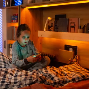 מיטת ילדים מתקפלת