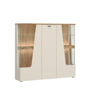 ויטרינה רחבה עם תאורה CUT OUT