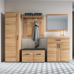 מתלה קיר עם מדף עליון, מוט תלייה ו-7 ווי תלייה – דגם Cortina